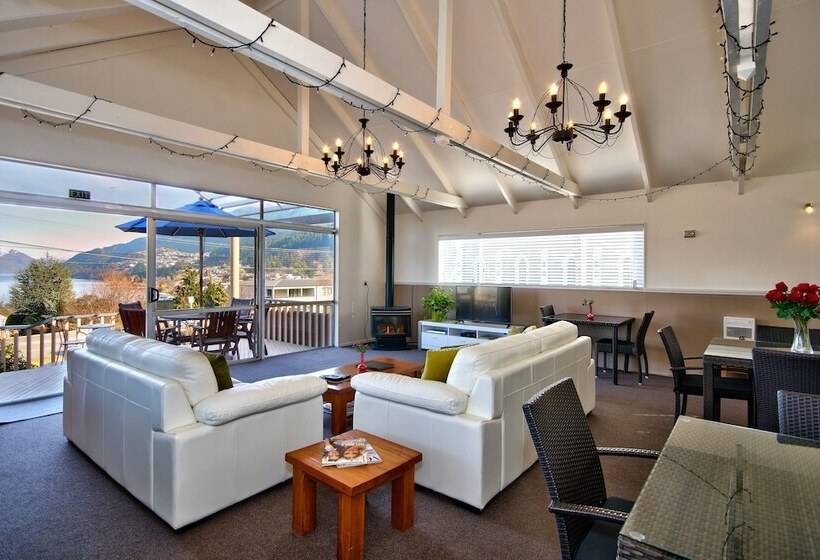 בית מלון כפרי Melbourne Lodge