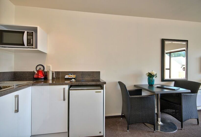 هتل Melbourne Lodge