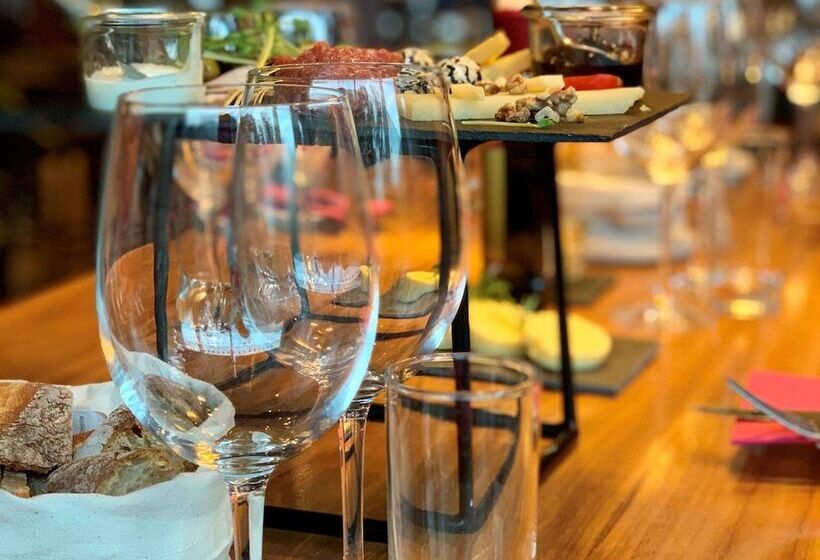 هتل Mercure Poznań Centrum