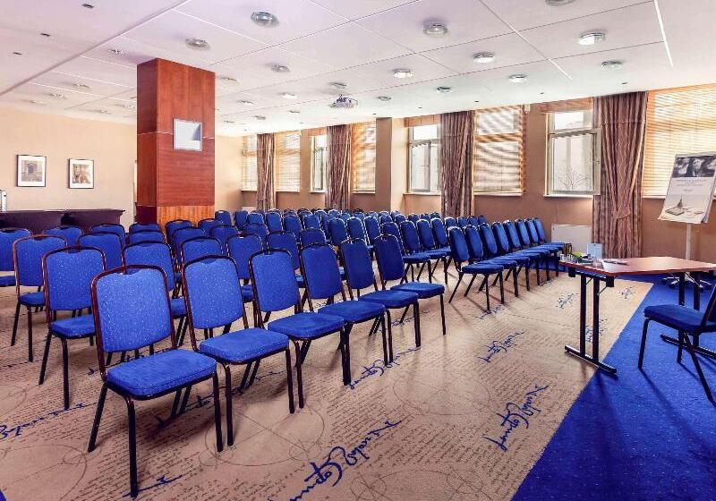 هتل Mercure Toruń Centrum