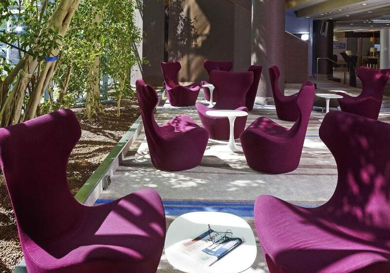 בית מלון כפרי Mercure Warszawa Centrum