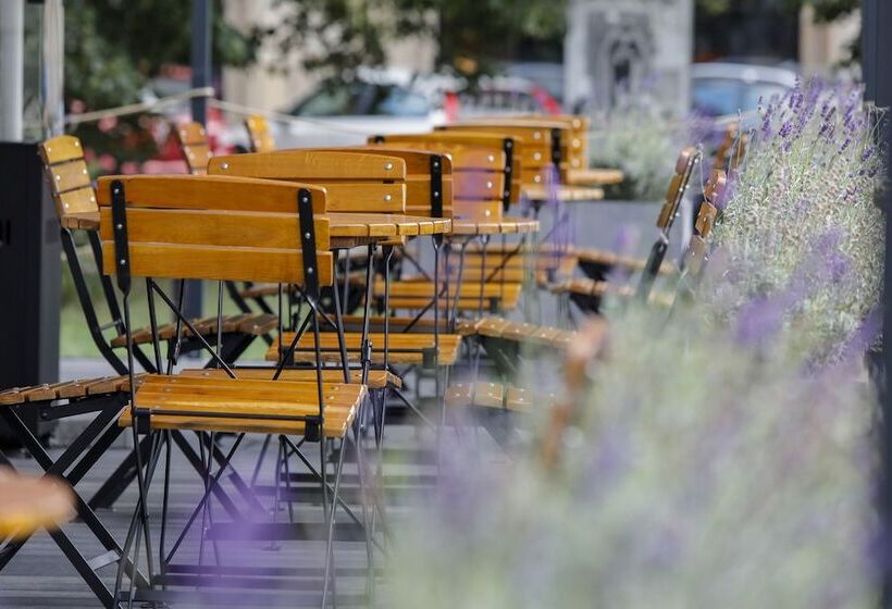 فندق Mercure Warszawa Grand