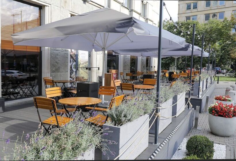 فندق Mercure Warszawa Grand