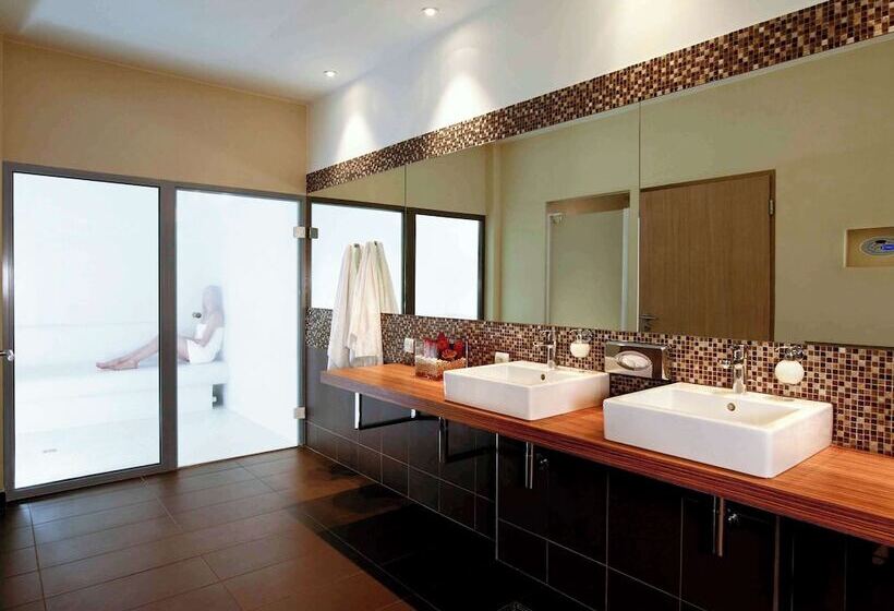 فندق Mercure Warszawa Grand