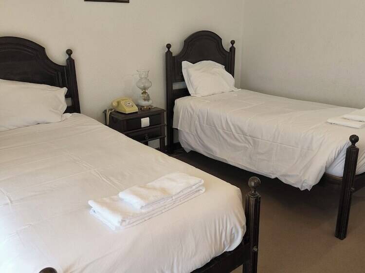 Отель Mira Serra