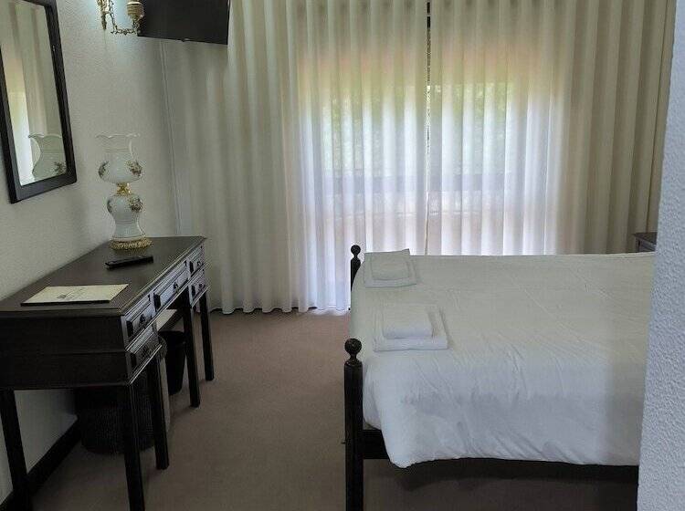 Отель Mira Serra