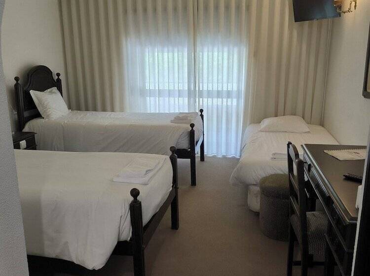 Отель Mira Serra