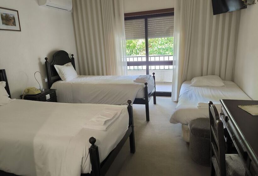 Отель Mira Serra