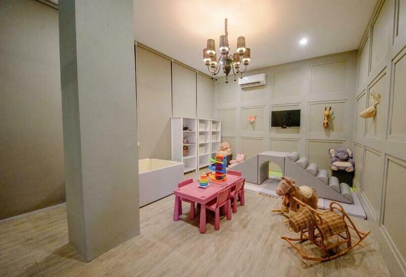 هتل Montebello Villa