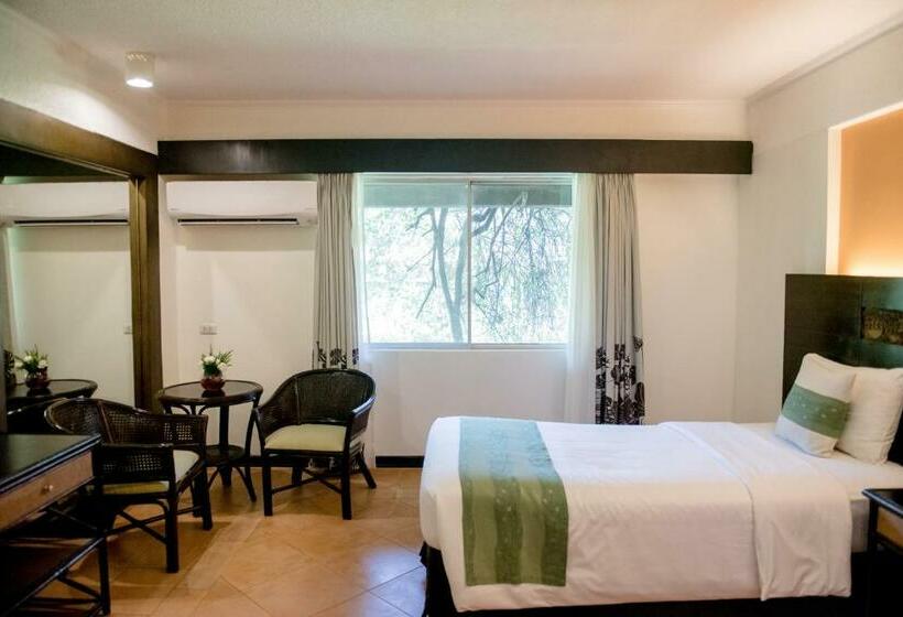 هتل Montebello Villa