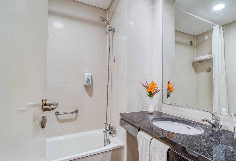 هتل Muthu Raga Madeira