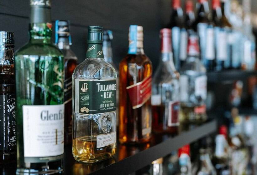 هتل Muthu Raga Madeira