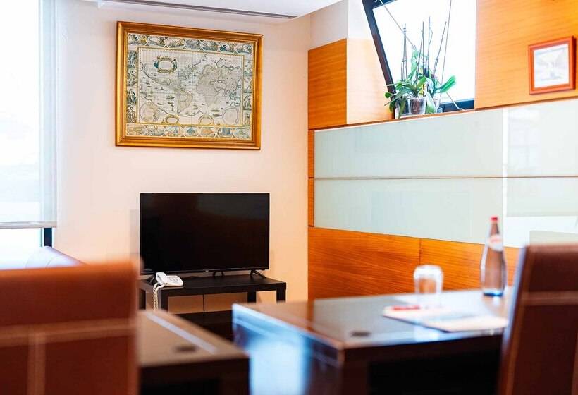 هتل Muthu Raga Madeira