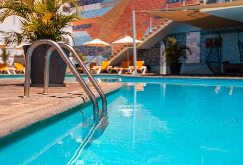 هتل Muthu Raga Madeira