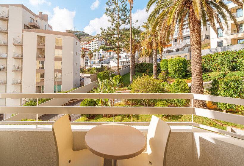 هتل Muthu Raga Madeira