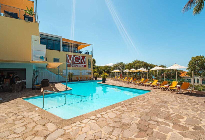 هتل Muthu Raga Madeira