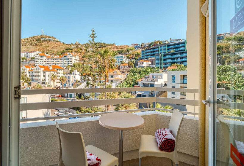 هتل Muthu Raga Madeira