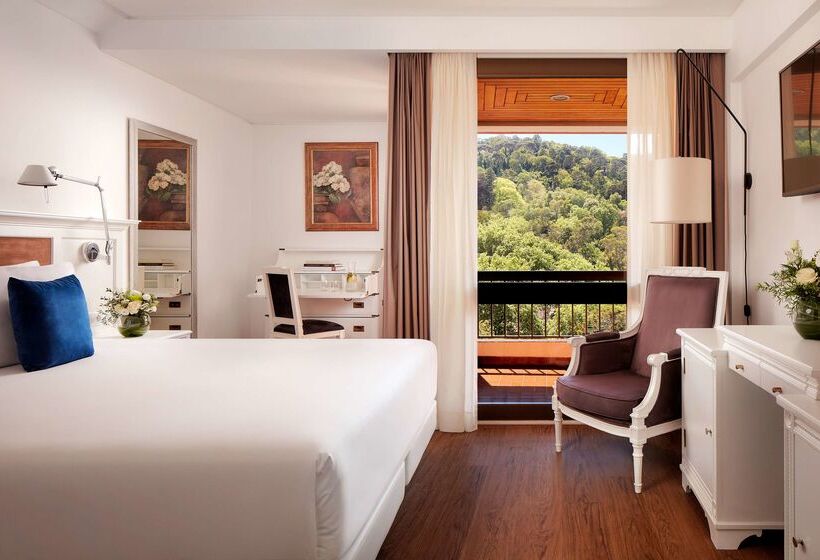 هتل Nh Sintra Centro