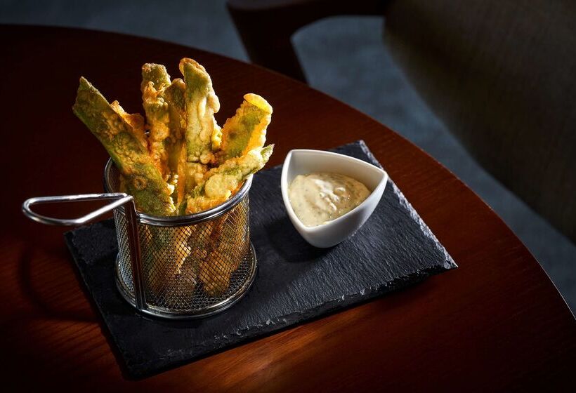 هتل Nh Sintra Centro