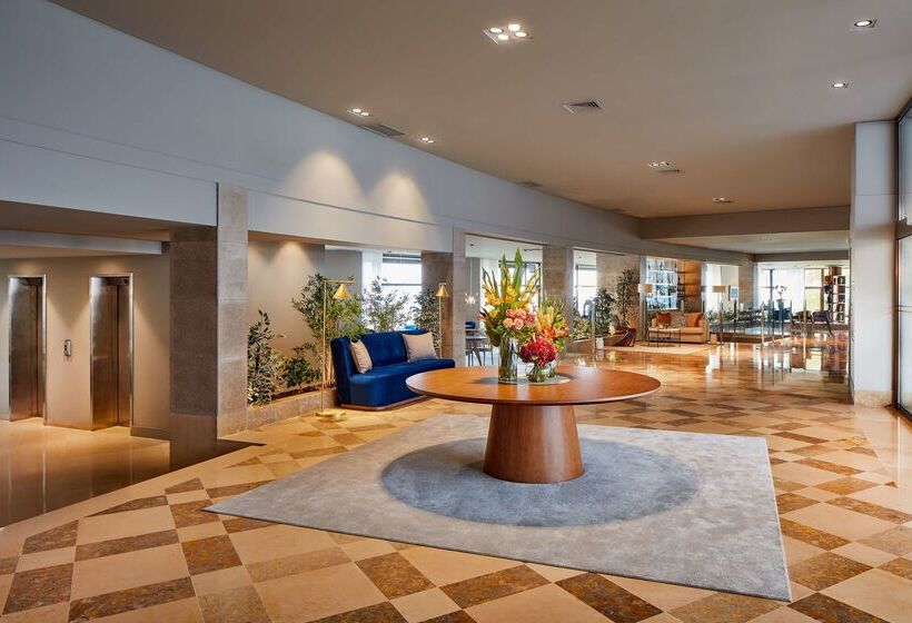 هتل Nh Sintra Centro