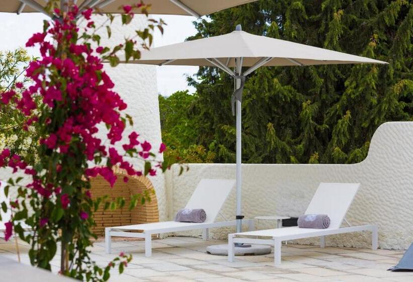 בית מלון כפרי Ozadi Tavira