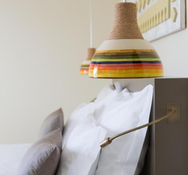 בית מלון כפרי Ozadi Tavira