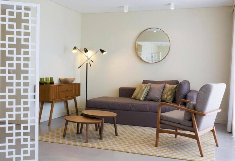 בית מלון כפרי Ozadi Tavira