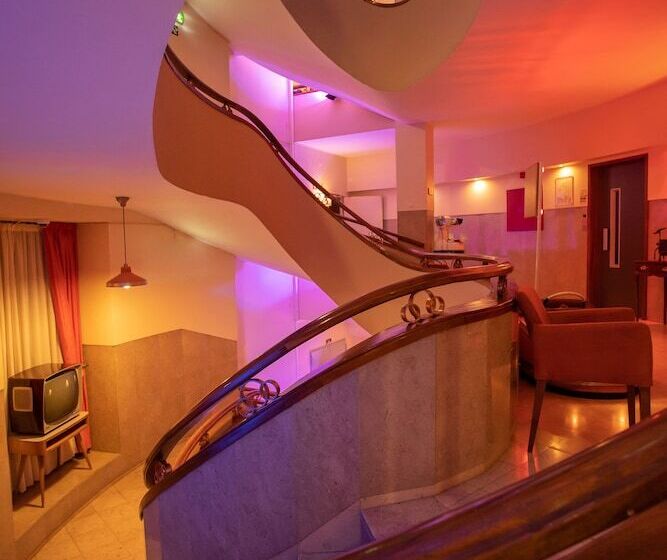 هتل Pao De Acucar