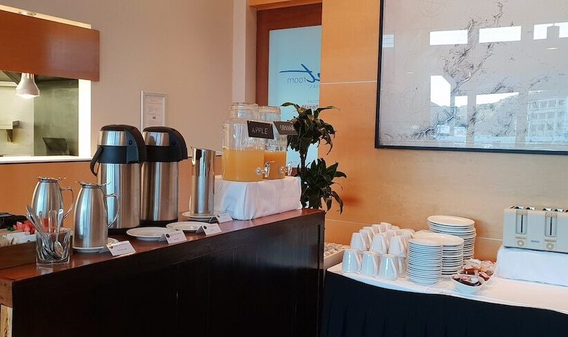 هتل Picton Yacht Club