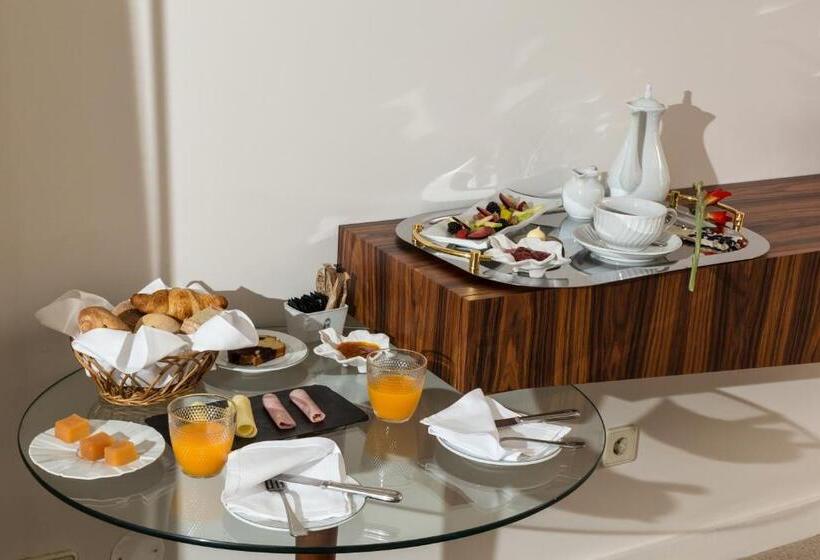 هتل Pousada De Bragança   Sao Bartolomeu