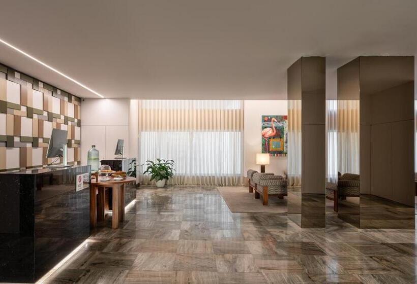 Отель Exe Praia Golfe