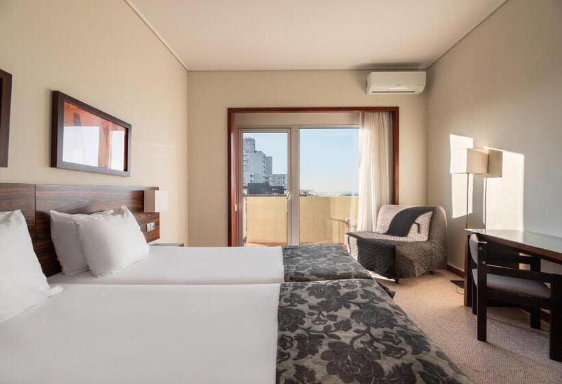 Отель Exe Praia Golfe