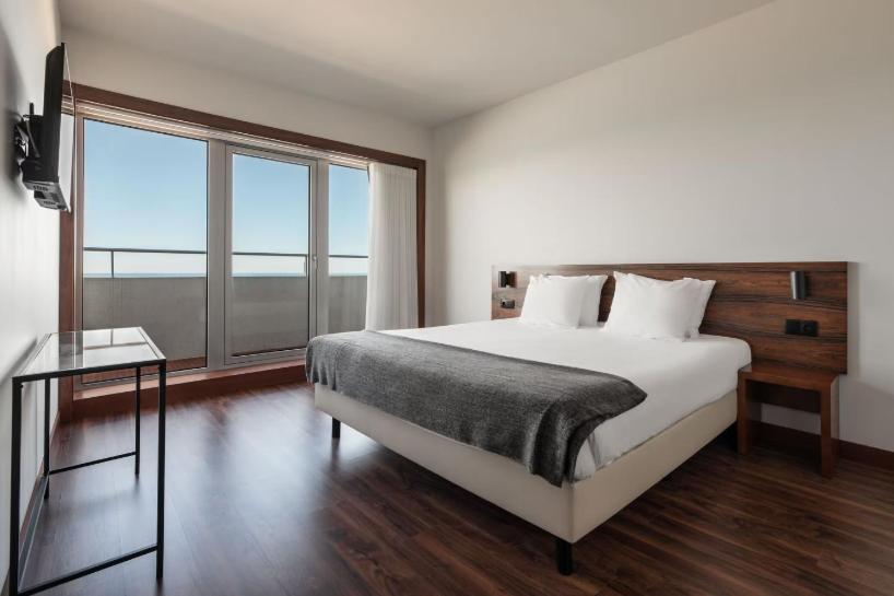 Отель Exe Praia Golfe