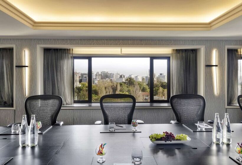 Pullman Auckland Hotel & Apartments