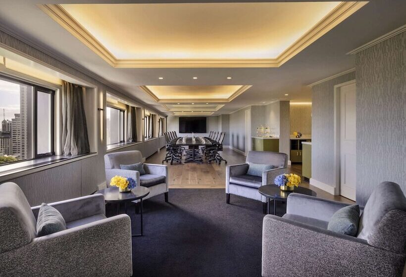 Pullman Auckland Hotel & Apartments