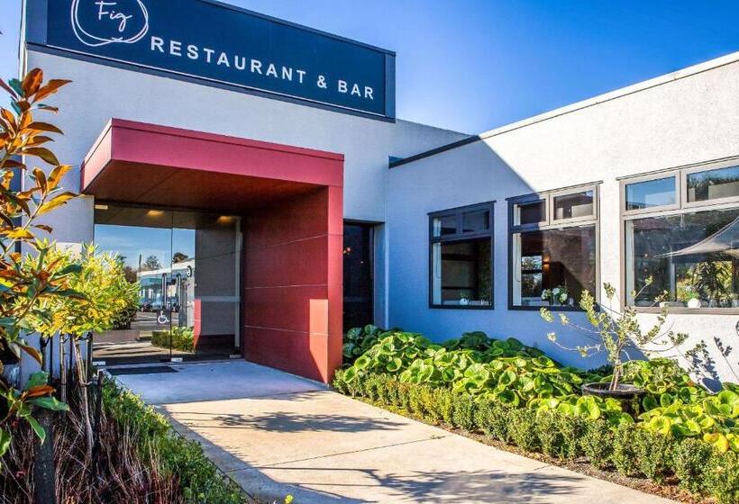 Elms Christchurch, Ascend Hotel Collection