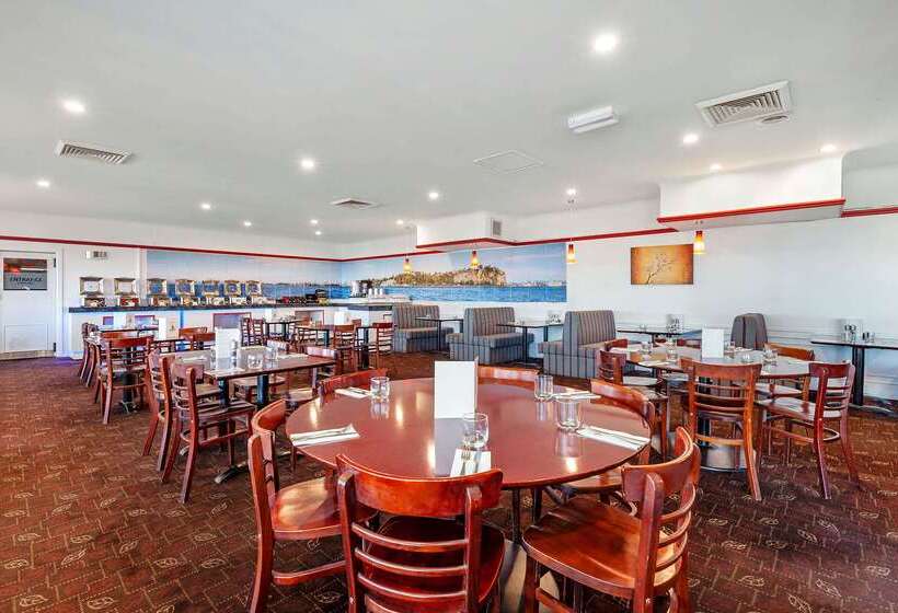 בית מלון כפרי Quality Inn Napier