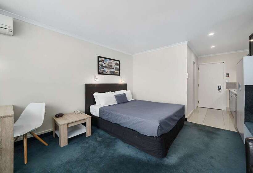 בית מלון כפרי Quality Inn Napier