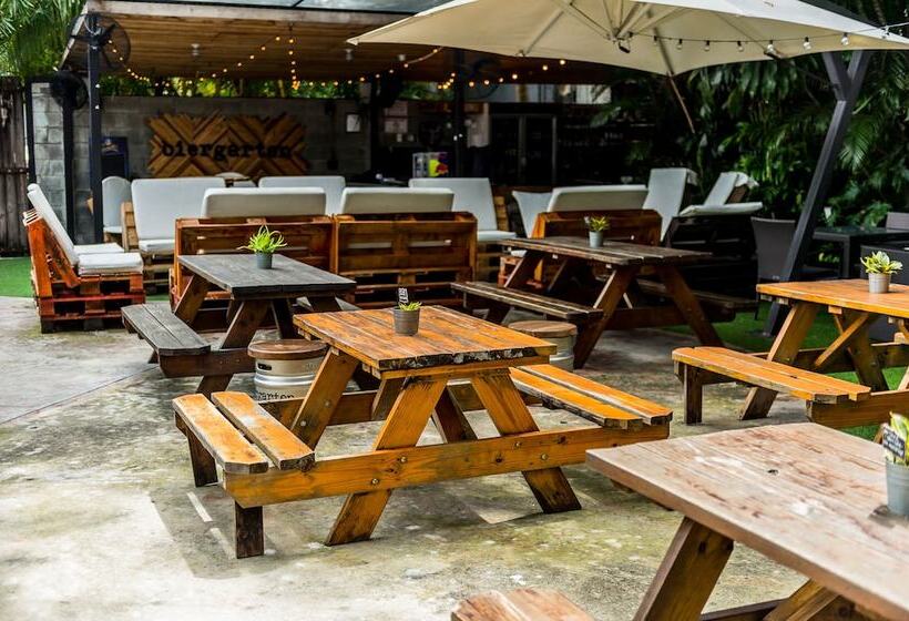 Отель Riande Urban