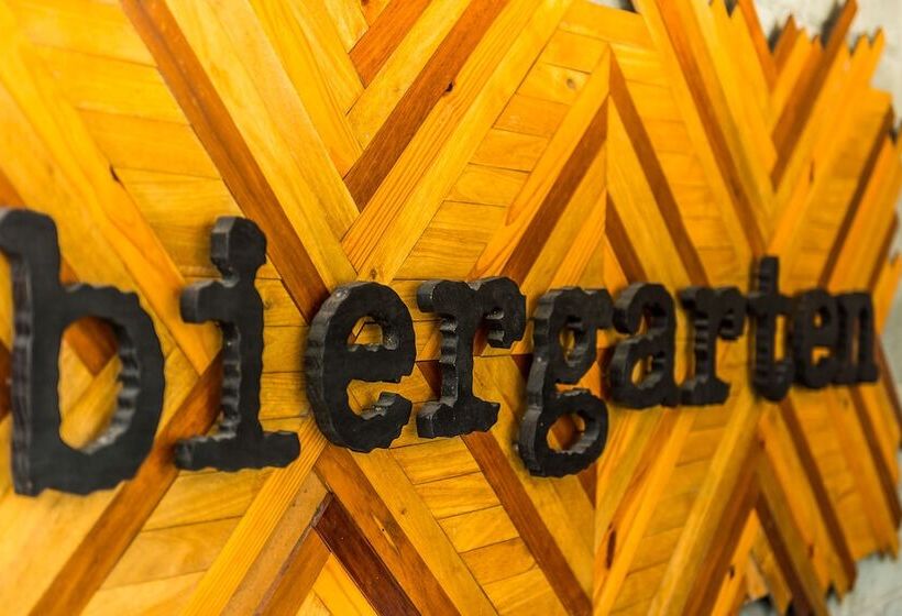 Отель Riande Urban