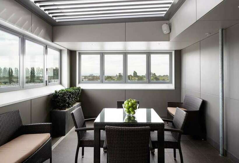 בית מלון כפרי Rydges Christchurch