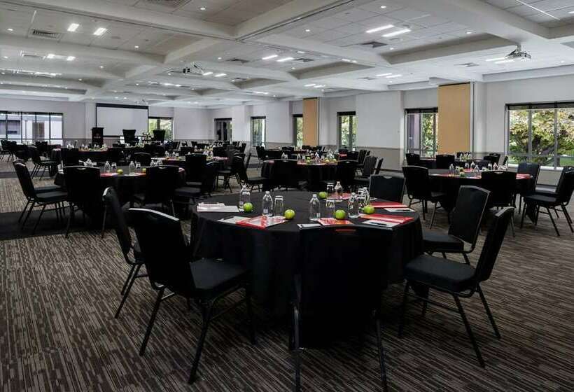 בית מלון כפרי Rydges Christchurch