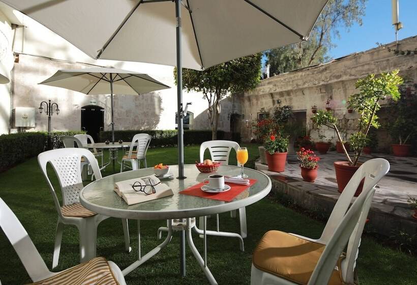 酒店 San Agustin Posada Del Monasterio