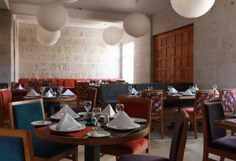 בית מלון כפרי San Agustin Posada Del Monasterio