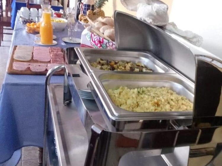 ホテル Santa Rosa