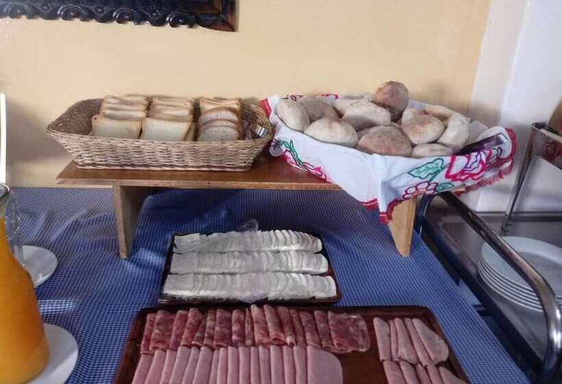 ホテル Santa Rosa