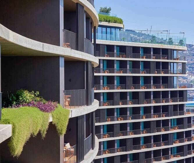 Savoy Palace, The Leading Hotels of The World Savoy Signature