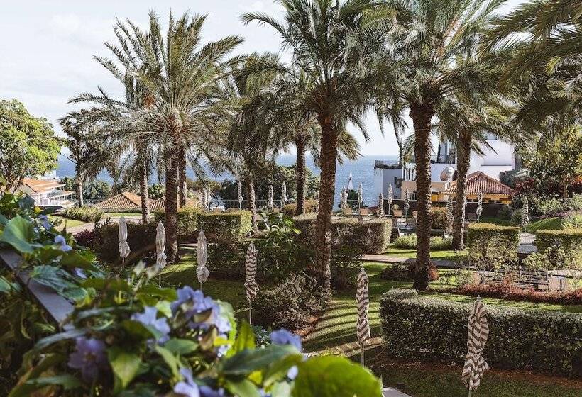 Savoy Palace, The Leading Hotels of The World Savoy Signature