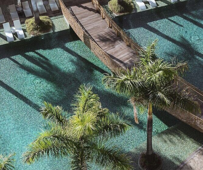 Savoy Palace, The Leading Hotels of The World Savoy Signature