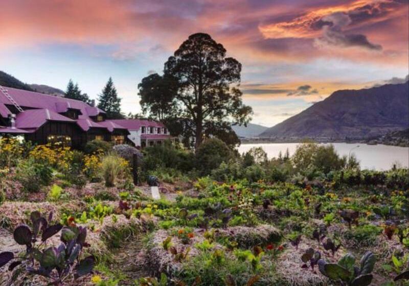 فندق Sherwood Queenstown
